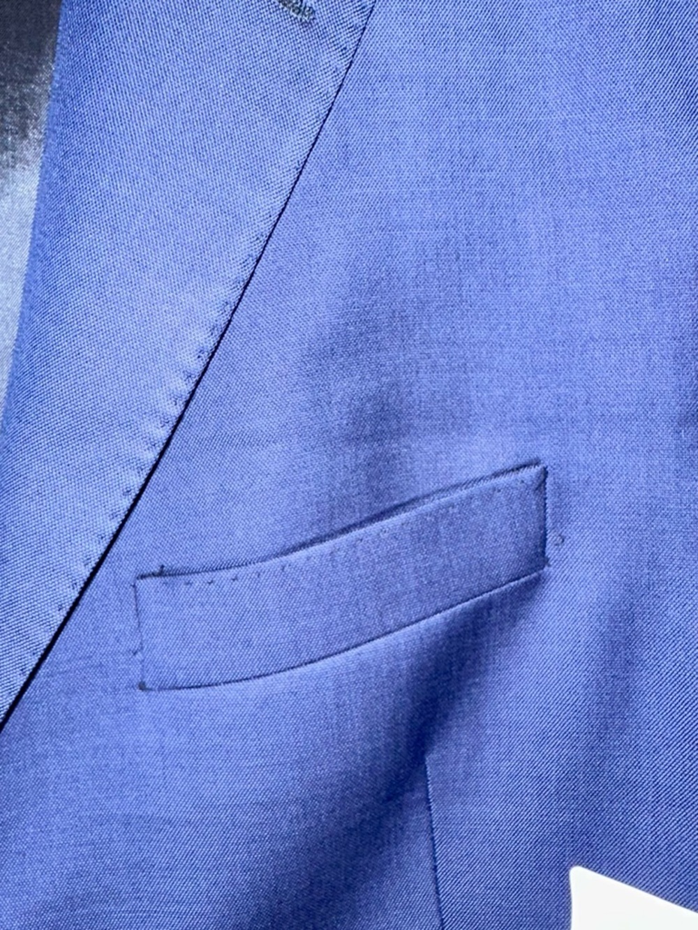 Men’s Yves Saint Laurent Beautiful Blue Two-Button Sport Coat - Picture 3 of 7